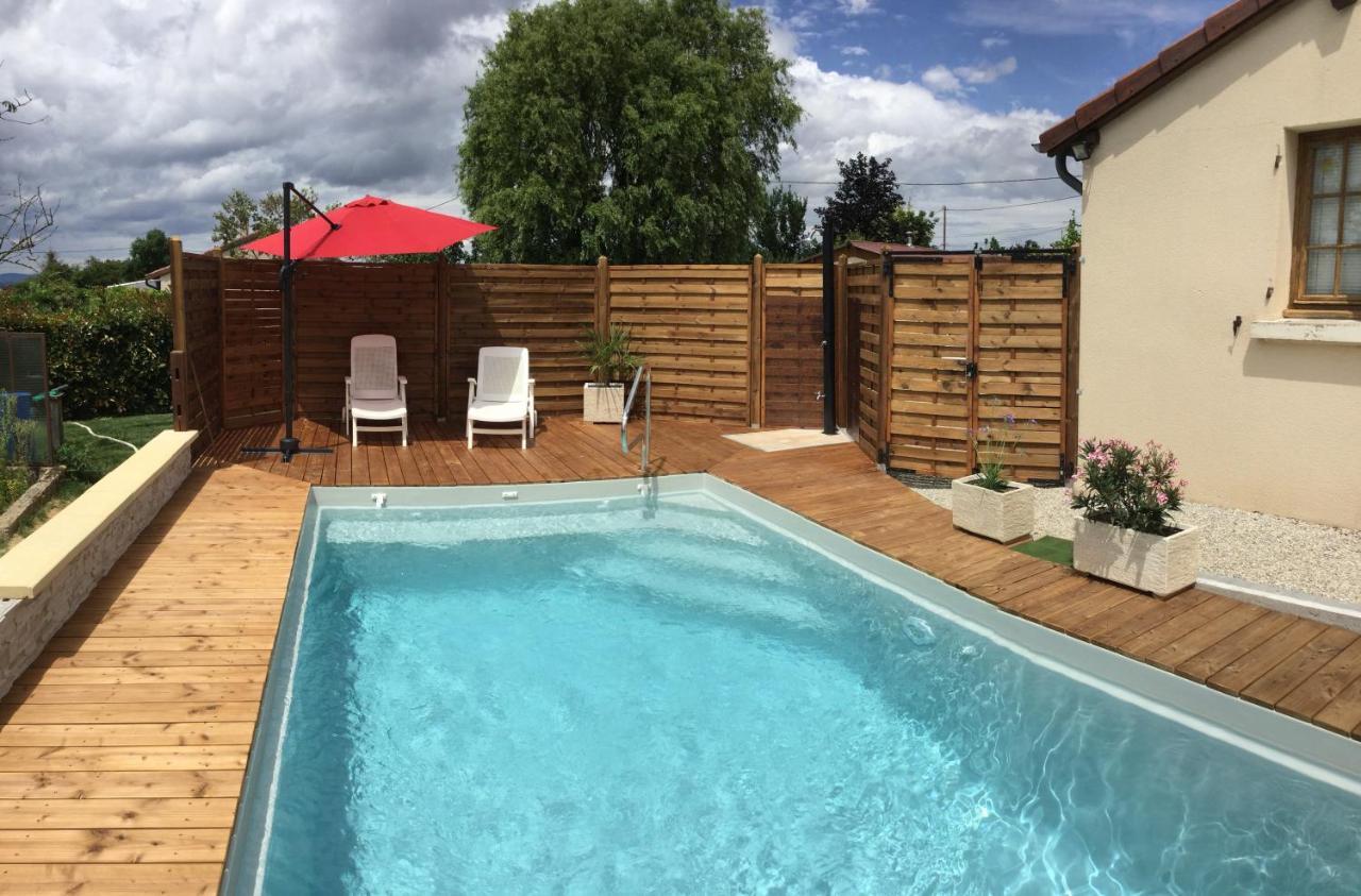 Gite De Belle Vue Semur-en-Brionnais Exteriér fotografie