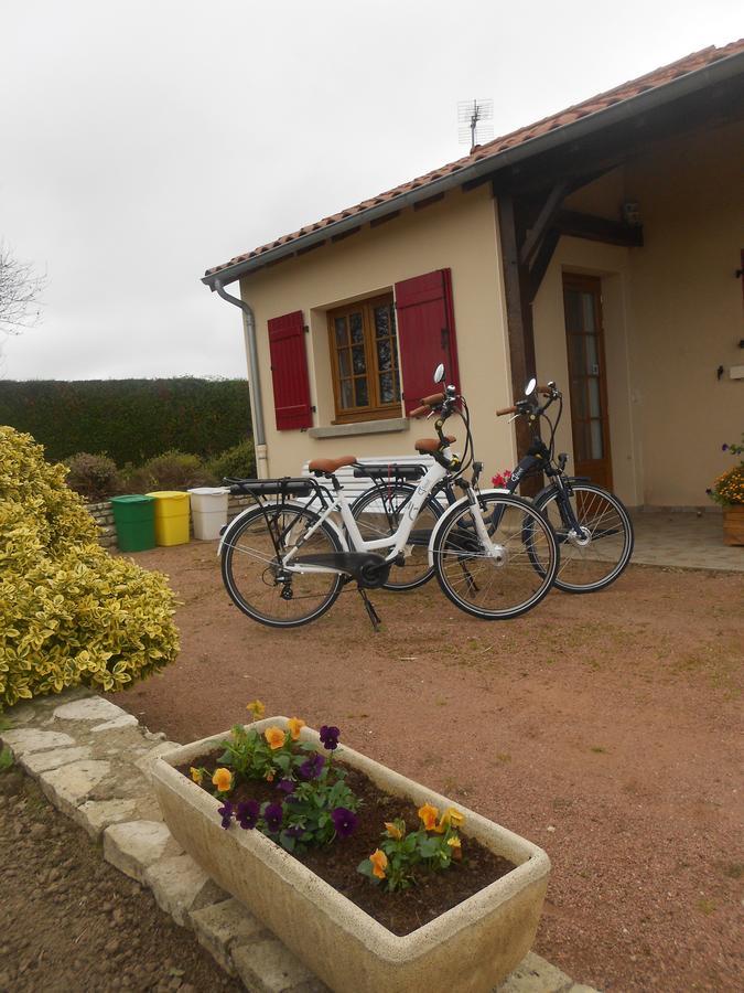 Gite De Belle Vue Semur-en-Brionnais Exteriér fotografie